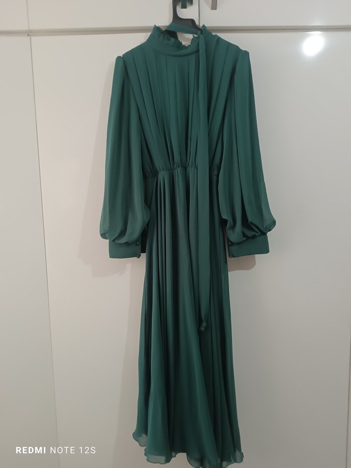 Yeşil Uzun Drapeli Kadın Elbise - Görsel 2