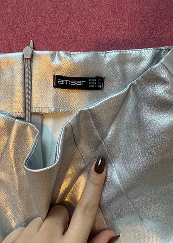 Parlak Altın Deri Pilili Mini Etek - Görsel 2