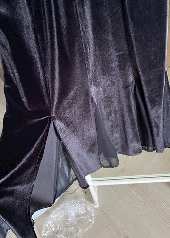 Uzun Kollu Siyah Drapeli Kadın Abiye Elbise - Görsel 3