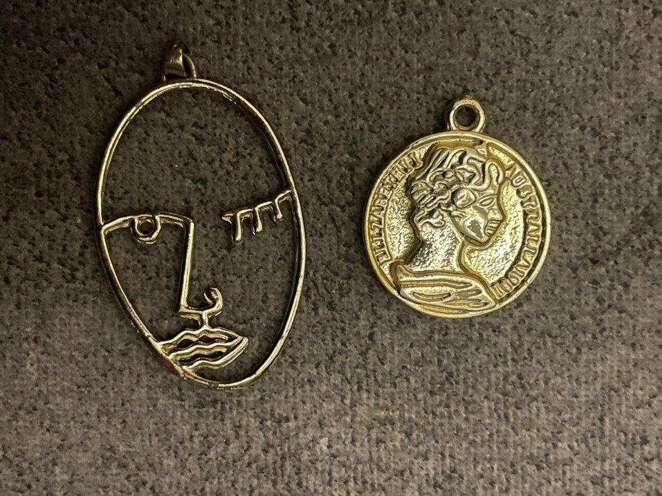 Altın Renk kolye ucu - Görsel 2