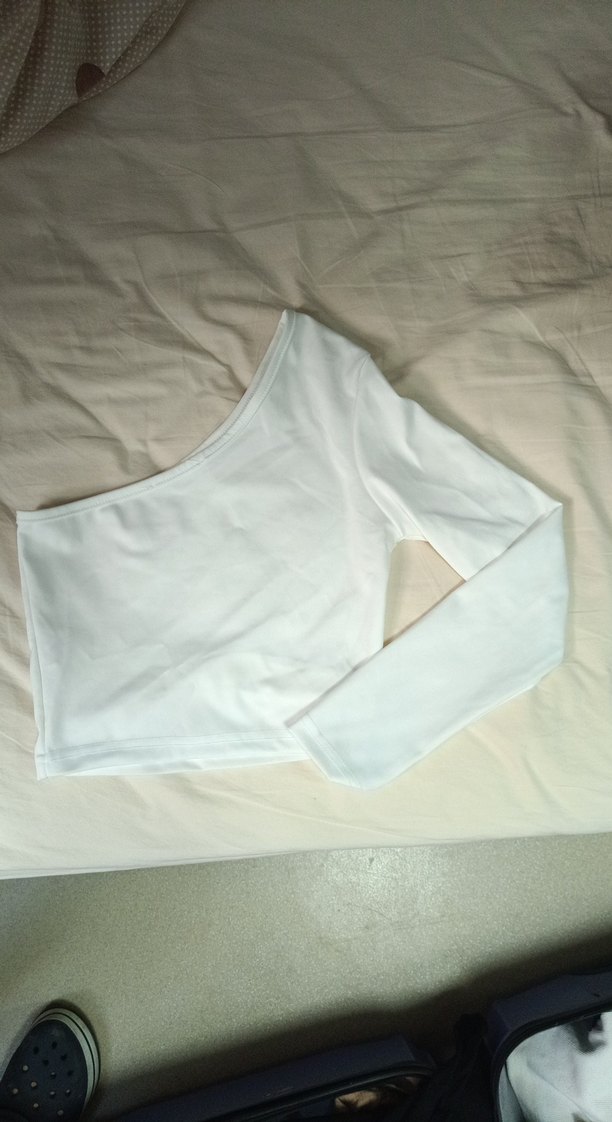 Beyaz Tek Omuzlu Uzun Kollu Bluz - Görsel 3