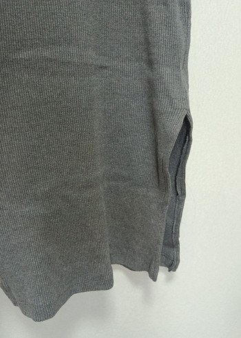 Gri Uzun Kolsuz Dar Kesim Elbise - Görsel 4