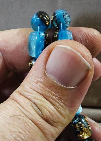 Turkuaz renkli yenilebilir altın parçacıklı Uçak camı tesbih - Görsel 6