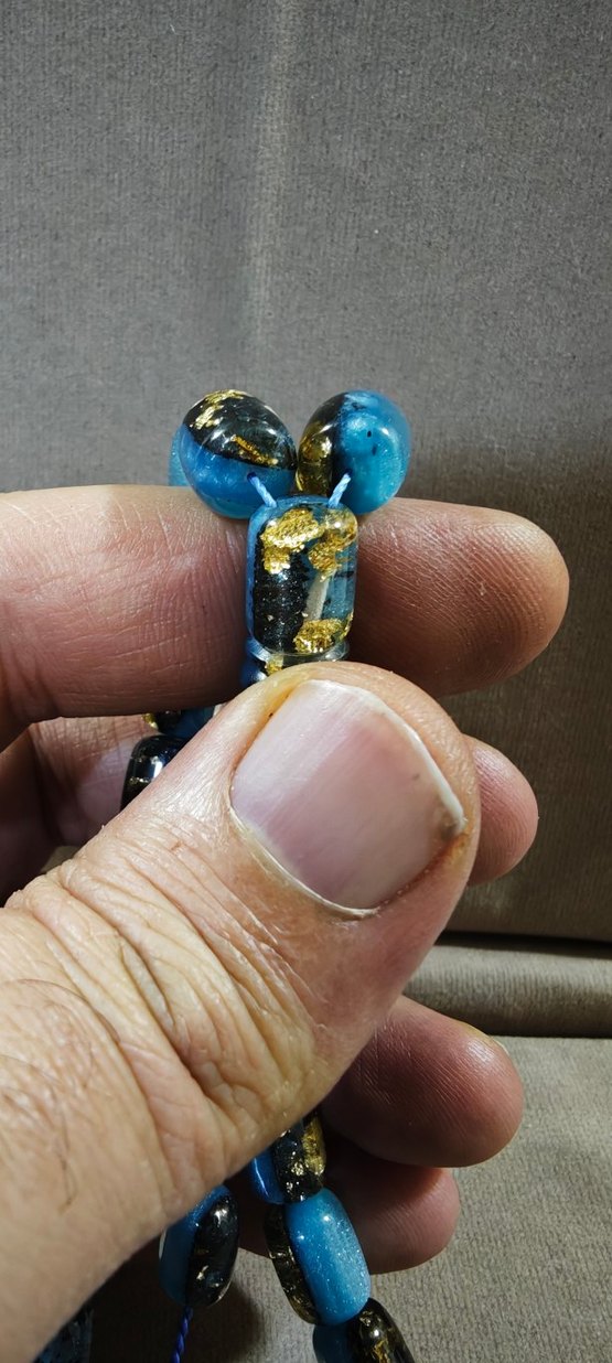 Turkuaz renkli yenilebilir altın parçacıklı Uçak camı tesbih - Görsel 5