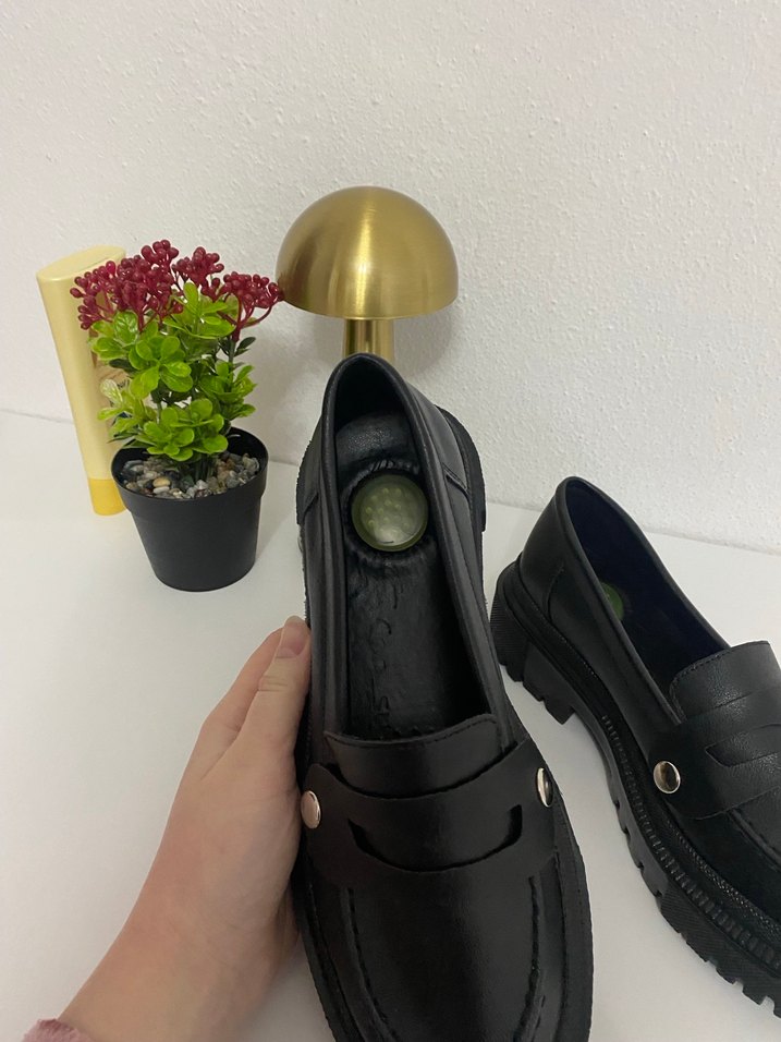 Tokalı Siyah Kadın Loafer - Görsel 3