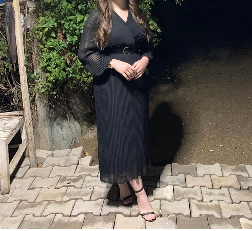 Uzun Piliseli Siyah Kadın Elbise - Görsel 2