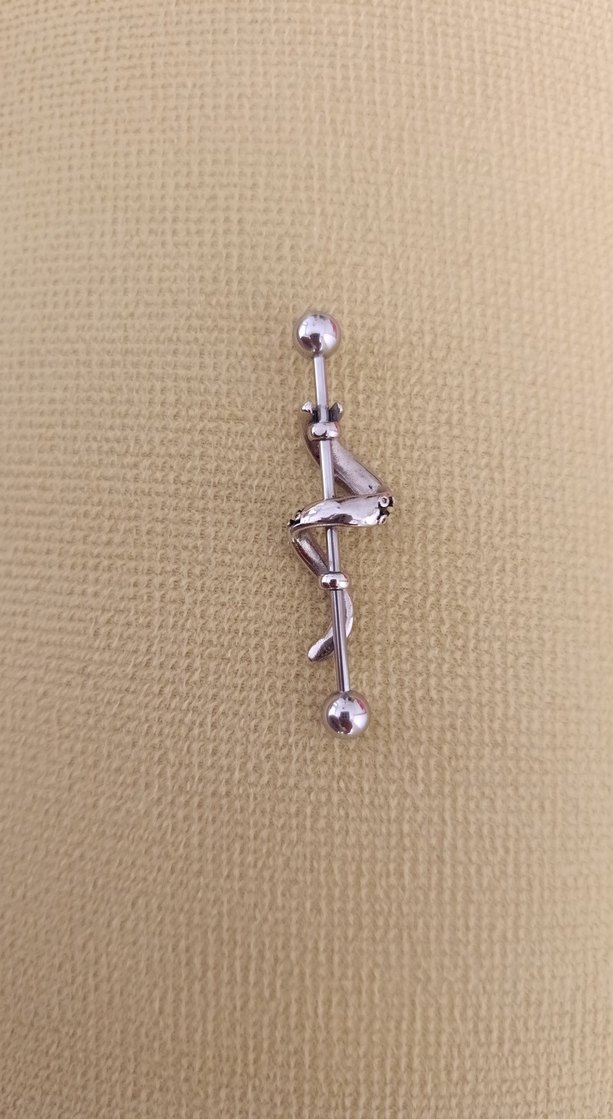 Boncuklu Siyah Gotik Köprü Industrial Piercing - Görsel 3