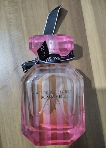 Victoria's Secret Bombshell Love Eau de Parfum - Görsel 3