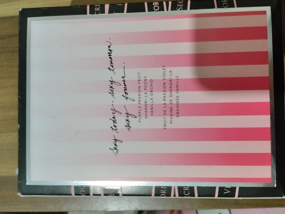 Victoria's Secret Bombshell Love Eau de Parfum - Görsel 2