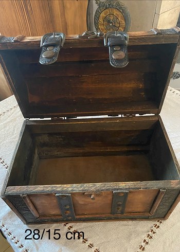 Kahverengi Vintage Tokalı Ahsap Sandik - Görsel 2