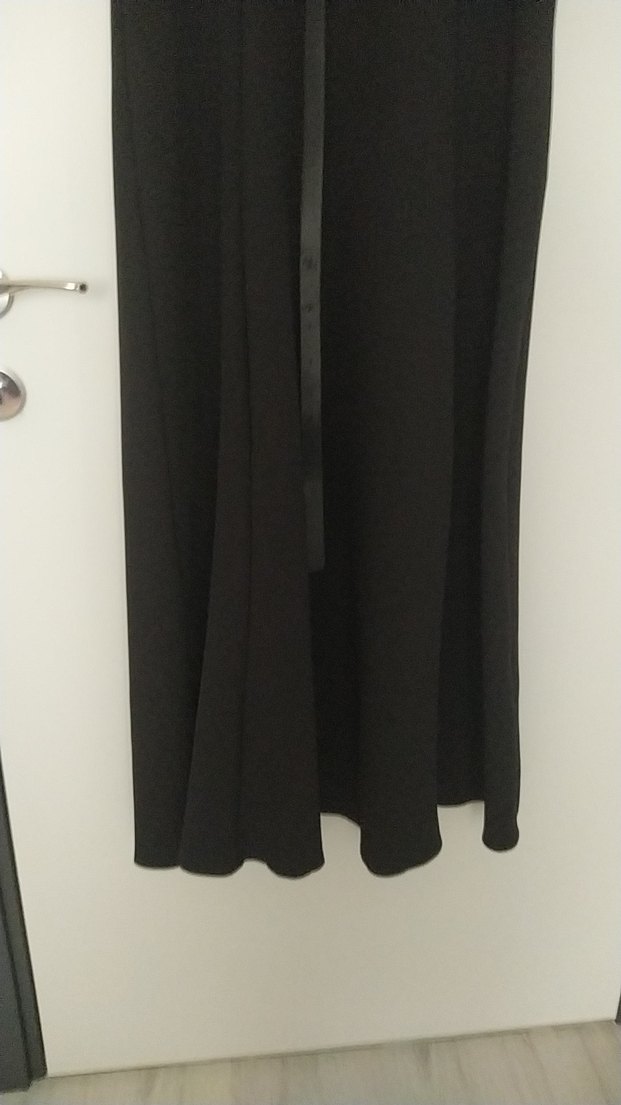 Siyah Uzun Kesim İnce Askılı Kadın Elbise - Görsel 3