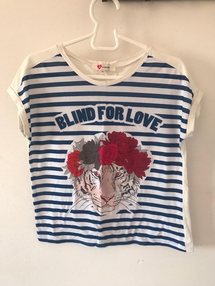 KOTON Mavi Çizgili Baskılı Tişört - Görsel 3