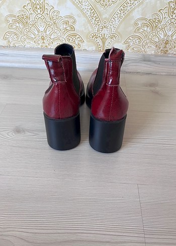 Kırmızı Deri Kadın Topuklu Bot - Görsel 3