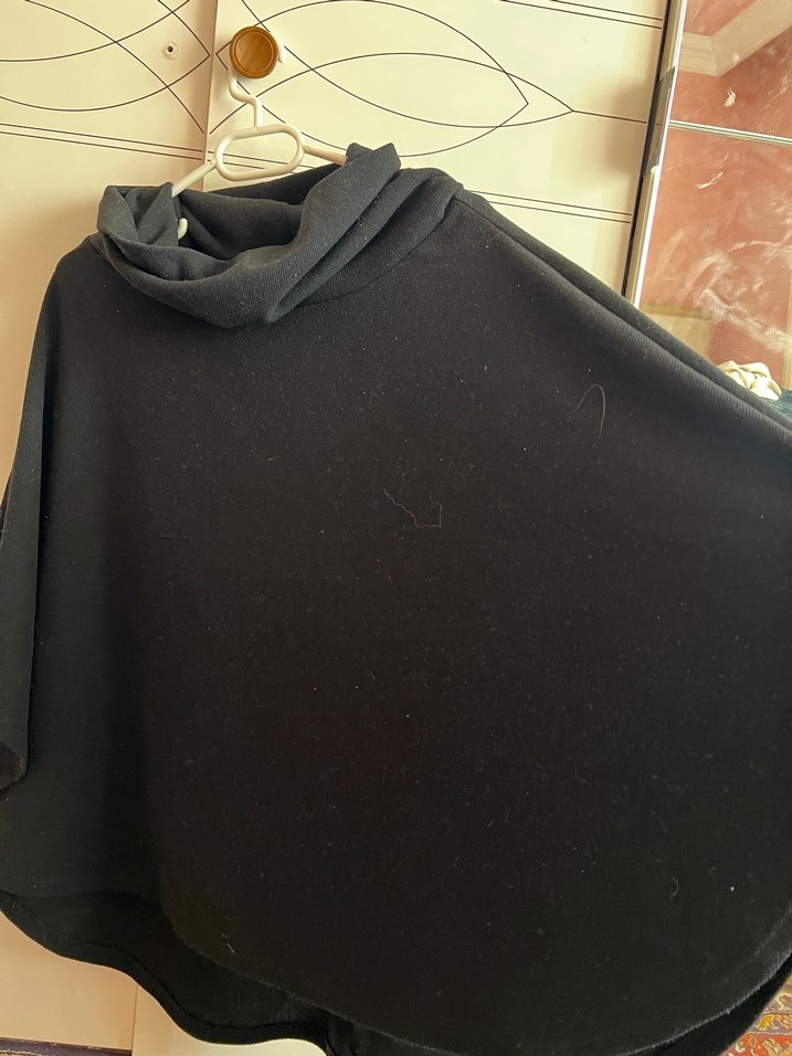 Kadın Siyah Midi Boy Uzun Kollu Panço - Görsel 4