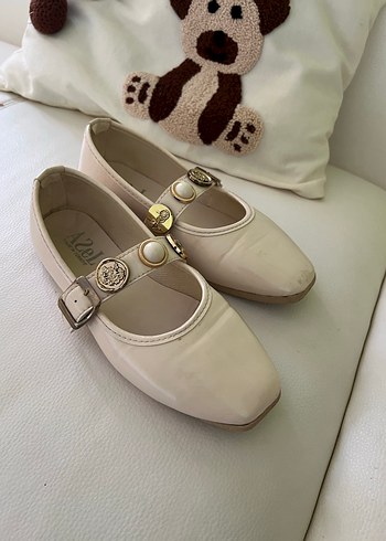 Beyaz Tokalı Blok Topuk Kadın Babet - Görsel 2