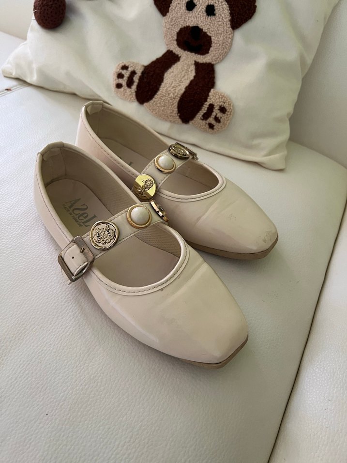 Beyaz Tokalı Blok Topuk Kadın Babet - Görsel 2