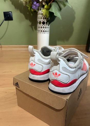 Kız Çocuk Beyaz Adidas Spor Ayakkabı - Görsel 3