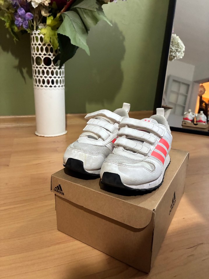 Kız Çocuk Beyaz Adidas Spor Ayakkabı - Görsel 2