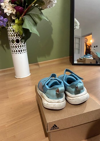 Mavi Adidas çocuk spor ayakkabısı - Görsel 3