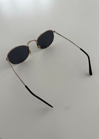 H&M Güneş Gözlüğü - Görsel 2