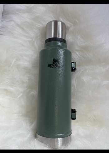 Stanley Siyah Klasik Termos 1.9L - Görsel 2