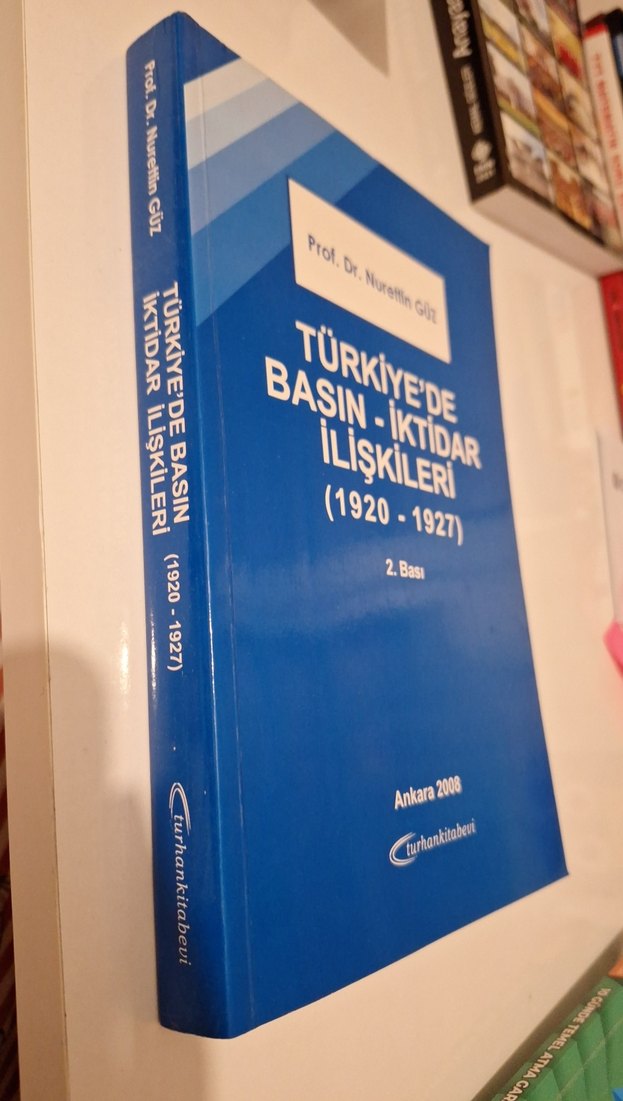 Türkiye'de Basın-İktidar İlişkileri 1920-1927 Kitap - Görsel 2