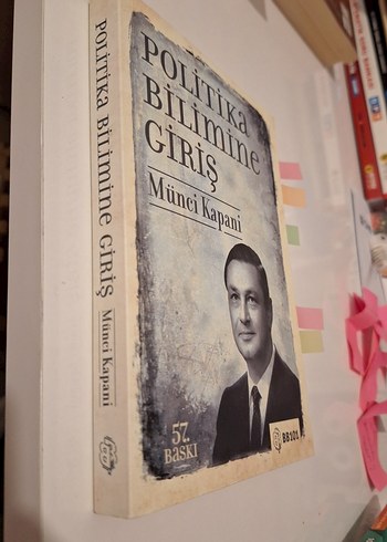 Politika Bilimine Giriş - Münci Kapani - Görsel 2