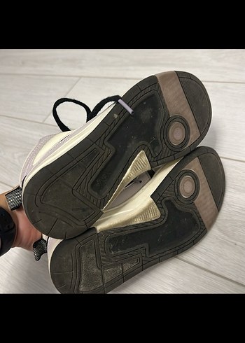 Kız Çocuk Gri Mor Bağcıklı Spor Ayakkabı - Görsel 4