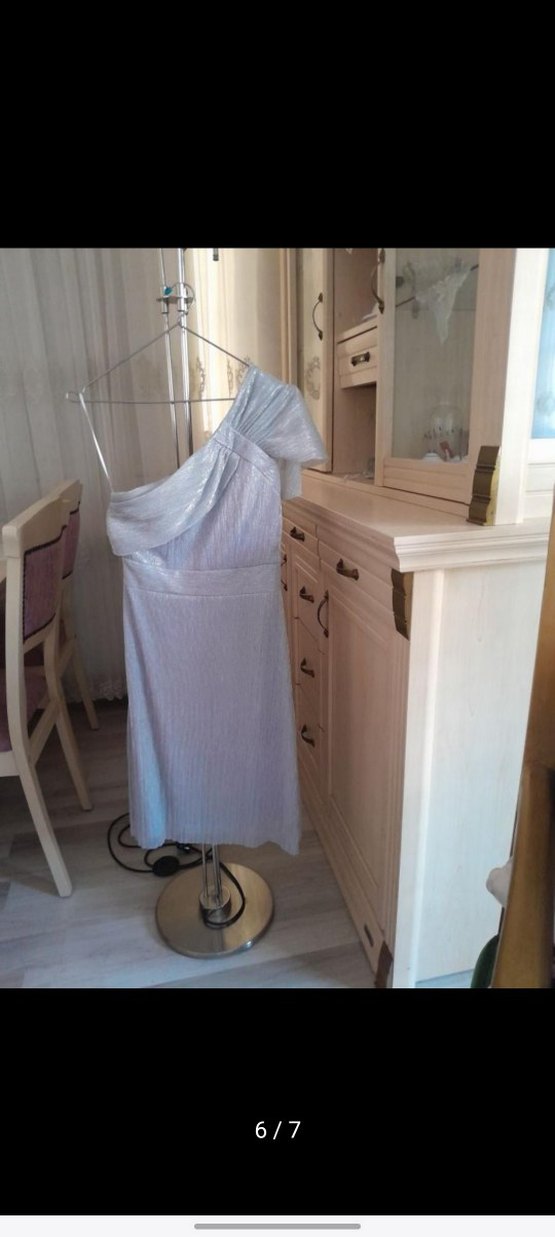 Gri Drapeli Midi Straplez Abiye Trendyol tek kollu elbise simli - Görsel 3