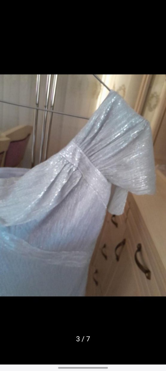 Gri Drapeli Midi Straplez Abiye Trendyol tek kollu elbise simli - Görsel 5