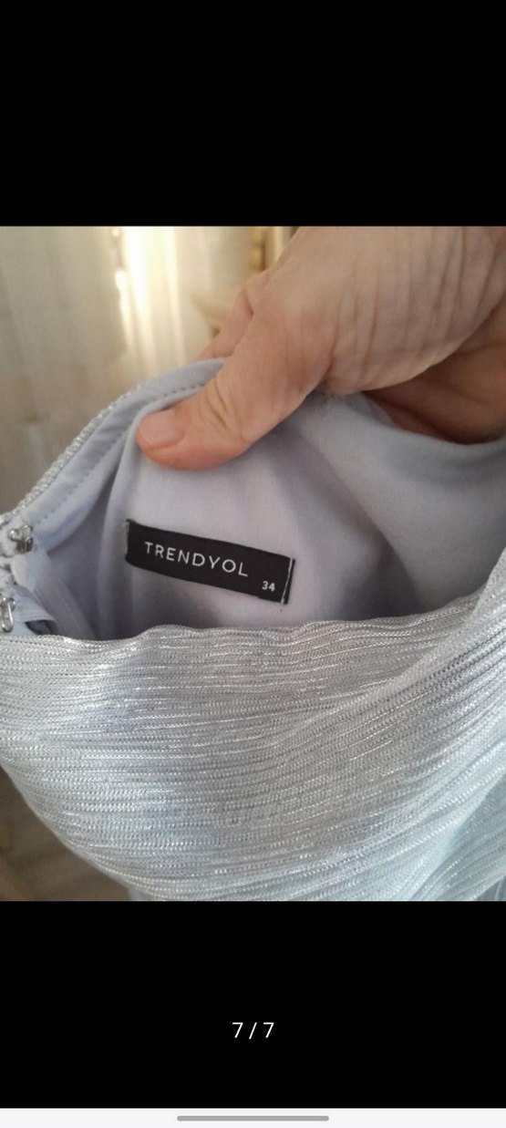 Gri Drapeli Midi Straplez Abiye Trendyol tek kollu elbise simli - Görsel 4