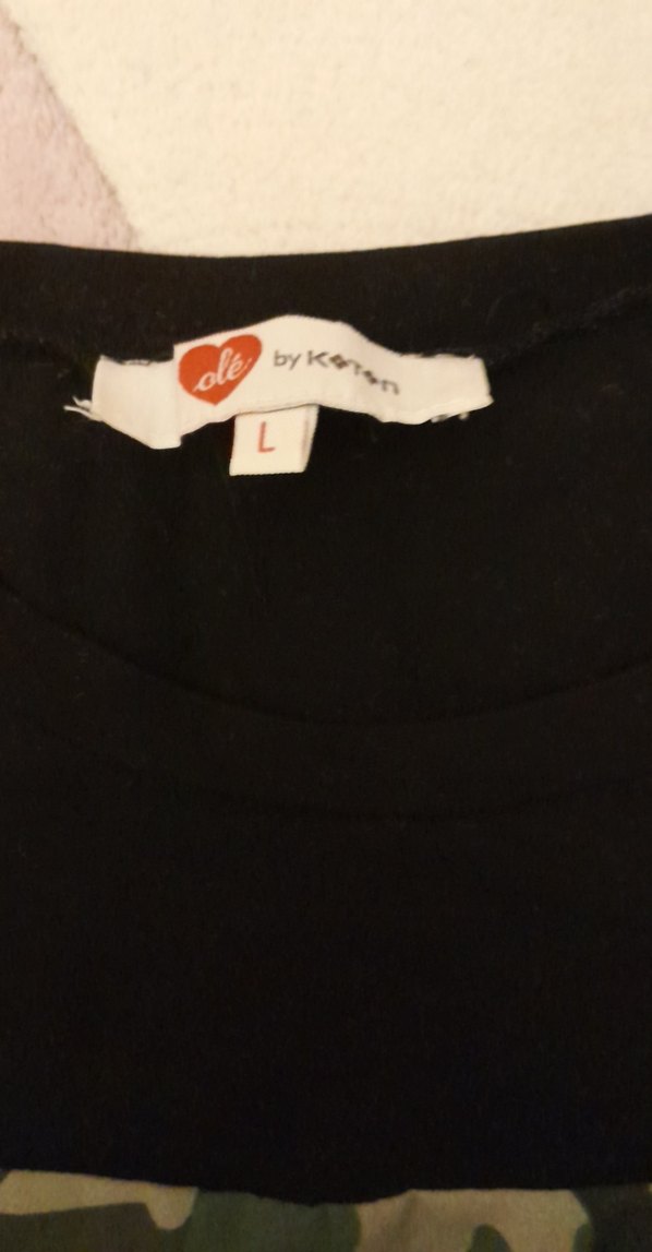 Kızlar için kamuflaj desenli, uzun kollu tişört - Görsel 4