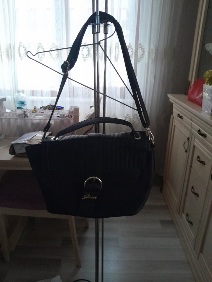 Orjinal Guess Siyah Deri Kadın Çanta - Görsel 3