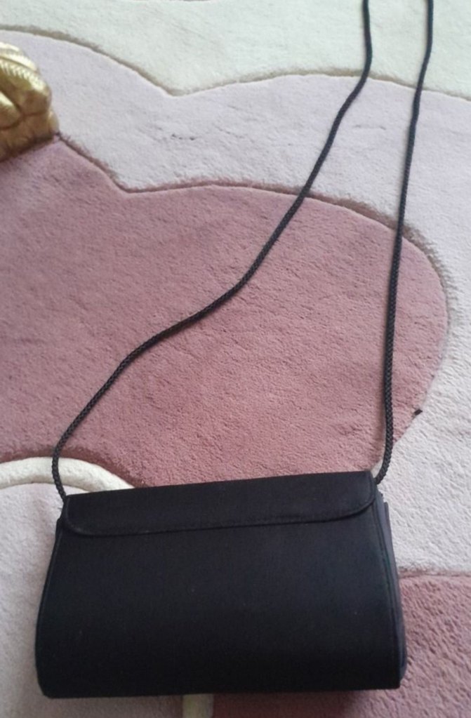 Nakışlı Siyah Kadın El Çantası portföy yeni - Görsel 4