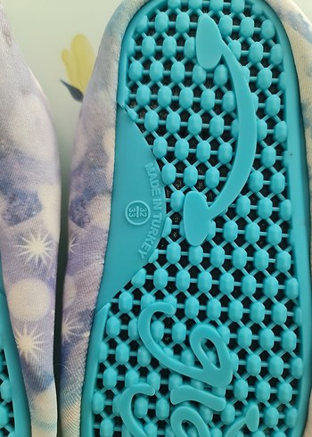 Elsa Frozen Renkli Baskılı Kız Deniz Havuz Ayakkabısı - Görsel 4