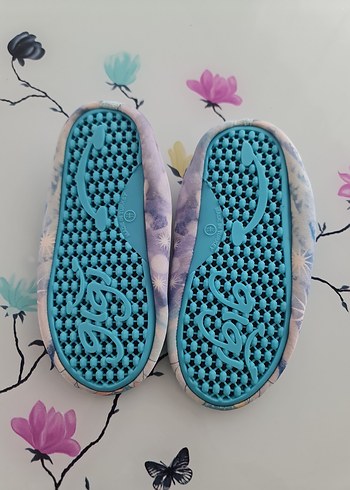 Elsa Frozen Renkli Baskılı Kız Deniz Havuz Ayakkabısı - Görsel 3