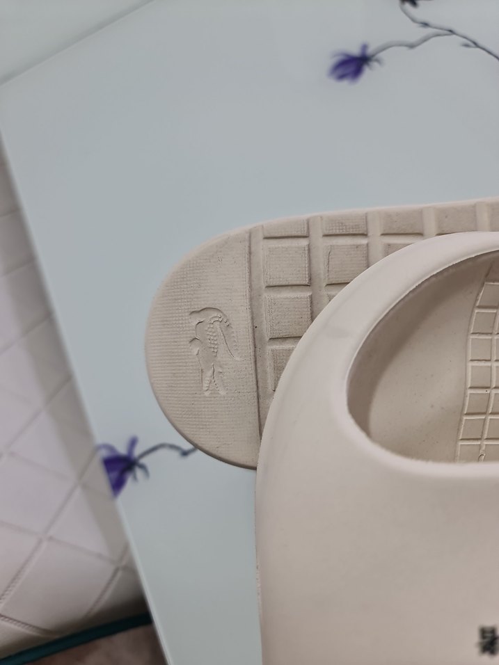 Beyaz Minimalist Kadın Terlik Lacoste - Görsel 4