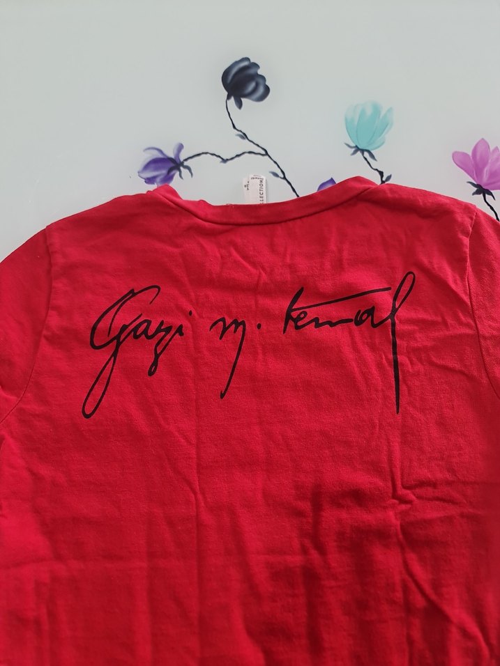 Kız Çocuk Koyu Kırmızı Atatürk Tişört - Görsel 3