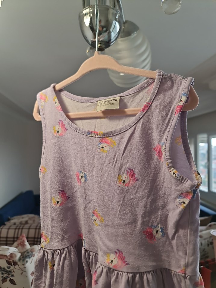 Kolsuz Mor Çiçekli Kız Elbisesi - Görsel 3