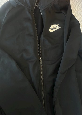Nike s