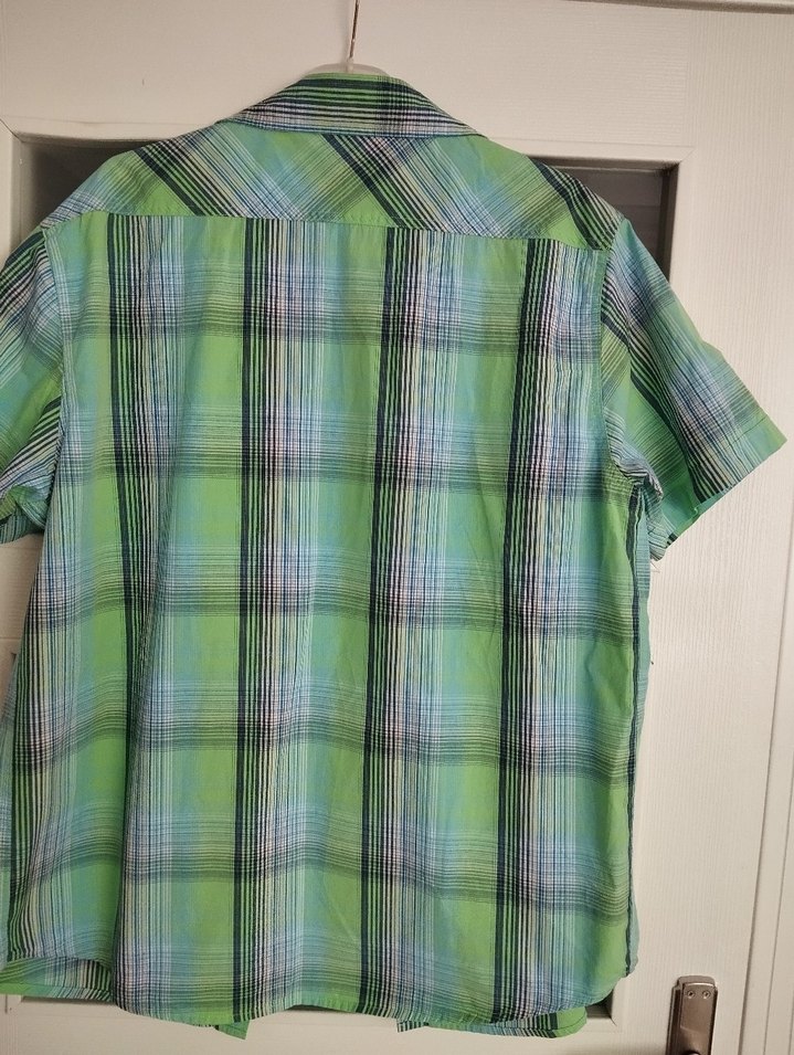 Yeşil Kısa Kollu Düğmeli Erkek Gömlek - Görsel 2