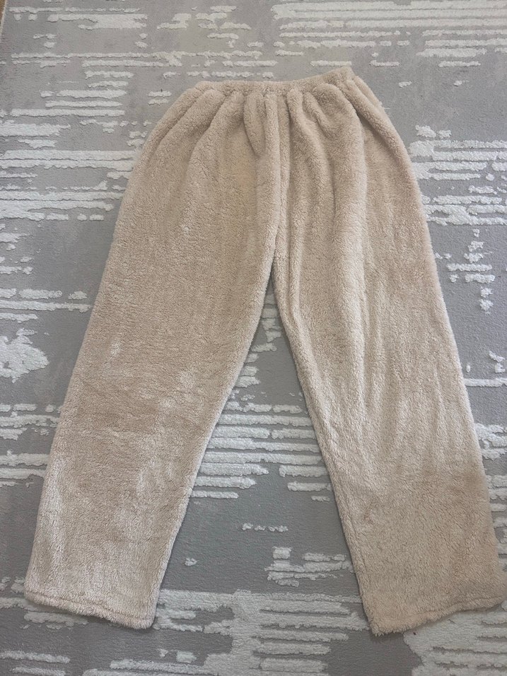 Bej Yumuşak Peluş Pijama - Görsel 3