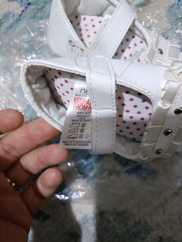 Kız Çocuk Beyaz Fırfırlı Babet 6-12 ay - Görsel 2