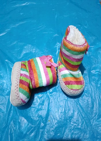 LCW renkli kız ev terliği, örgü detaylı - Görsel 2