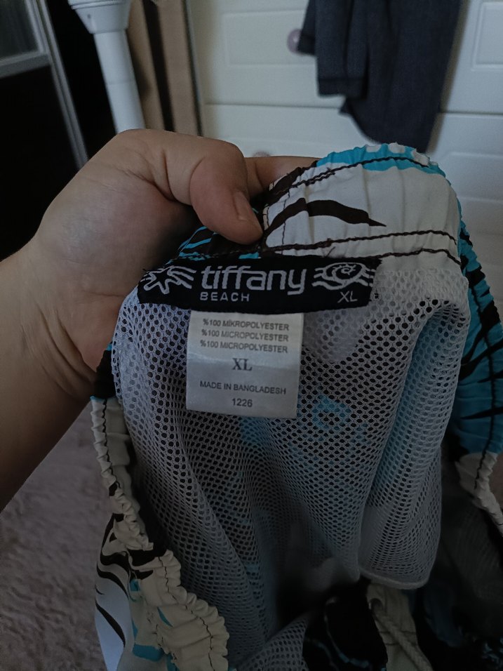 Düğmeli Mavi Çiçek Desenli Erkek Deniz Şortu - Görsel 3