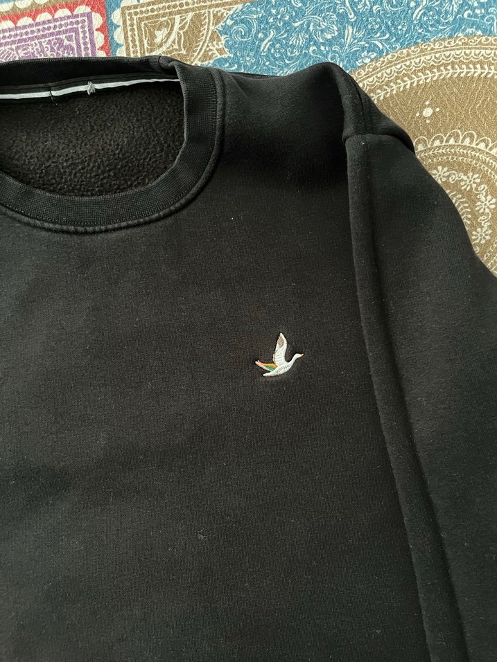 Siyah Nakışlı Kadın Sweatshirt - Görsel 2