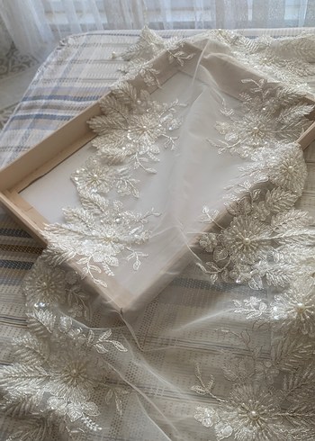 Fransız tülü  16 parça çiçek işlemeli boncuklu salon örtüsü - Görsel 4