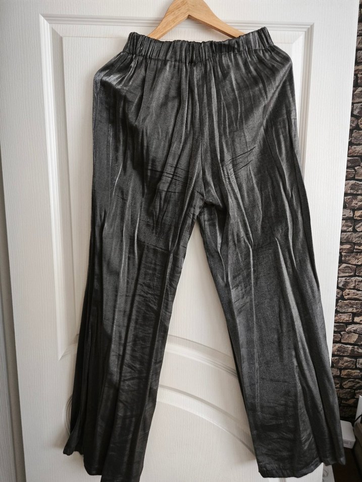 Gri Uzun Kollu Drapeli saten Elbise - Görsel 5