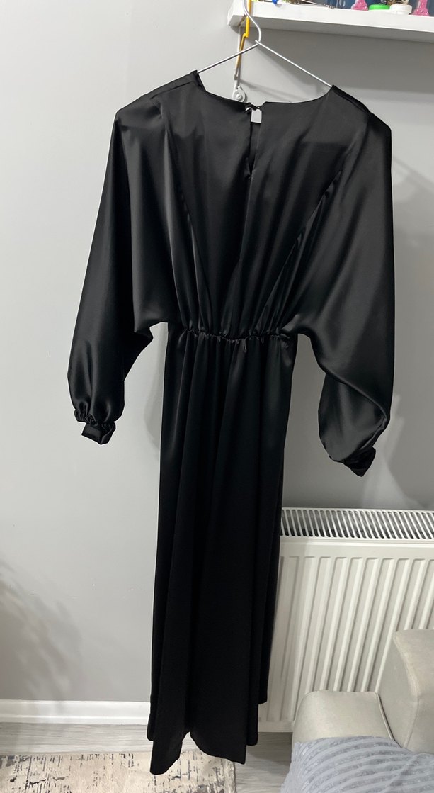 Siyah Uzun Kollu Uzun Elbise - Görsel 3
