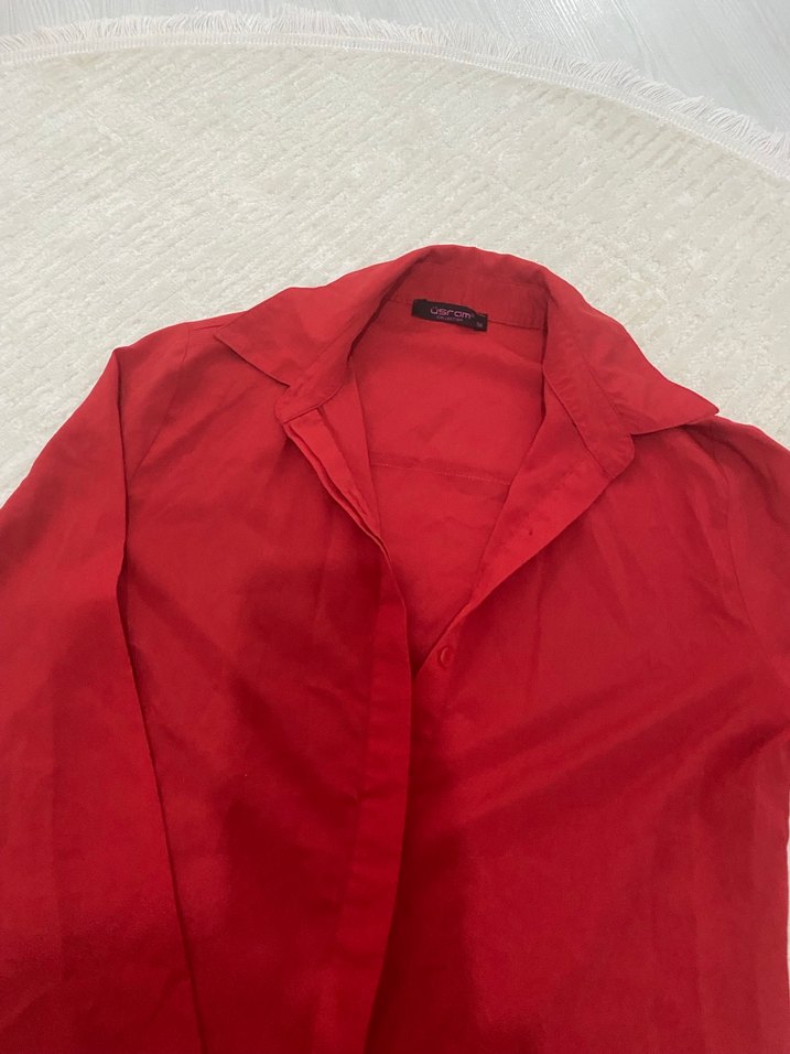 Kırmızı V Yakalı Uzun Kollu Kadın Gömlek - Görsel 3